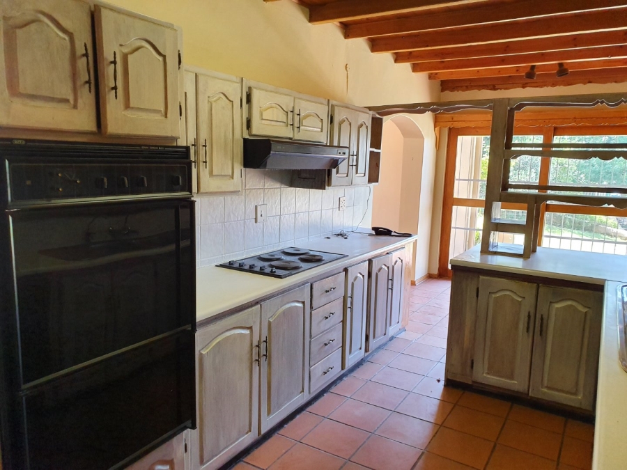 4 Bedroom Property for Sale in Hospitaalheuwel Free State